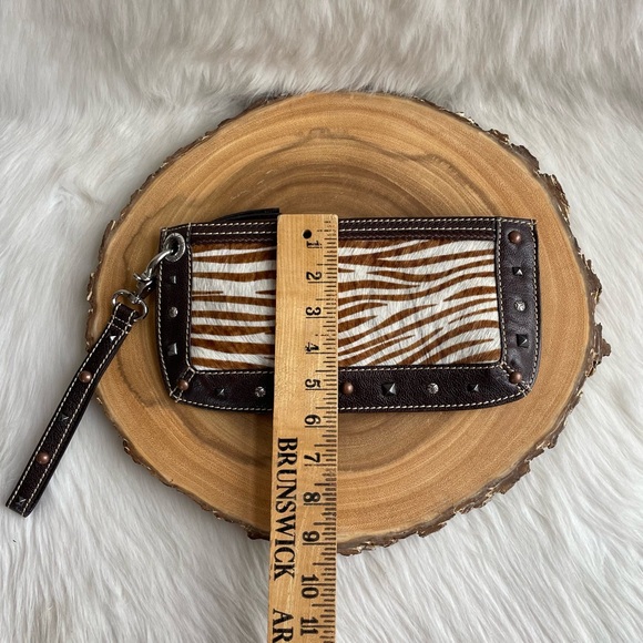 LIKE NEW Brighton vintage animal print leather wristlet clutch bag